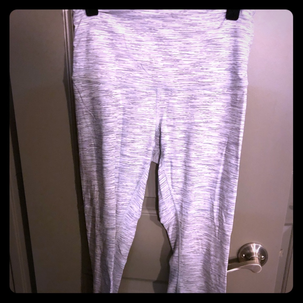 Lululemon high waisted wunder under crops